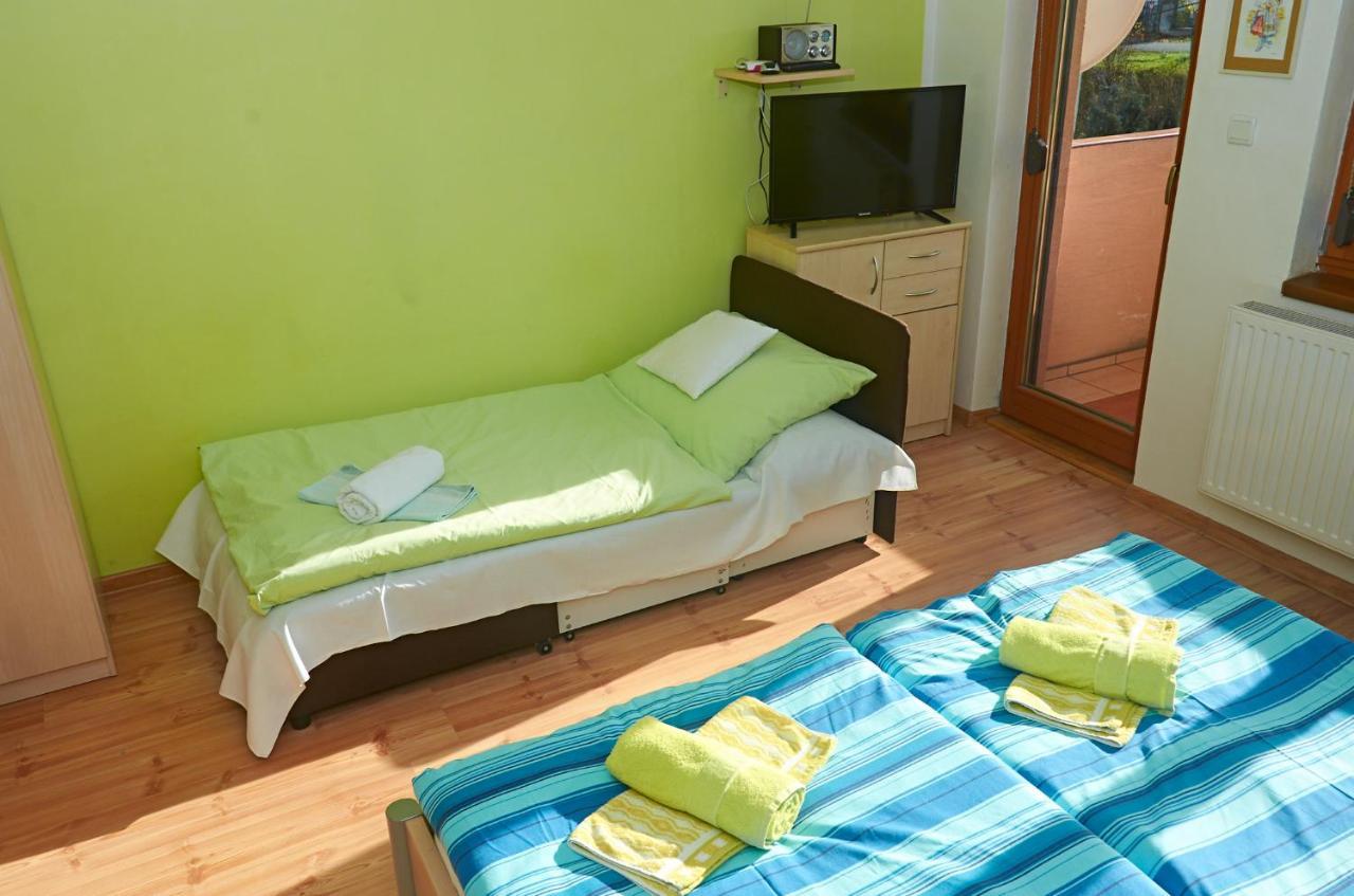 Vila Rhea Vazec Luaran gambar