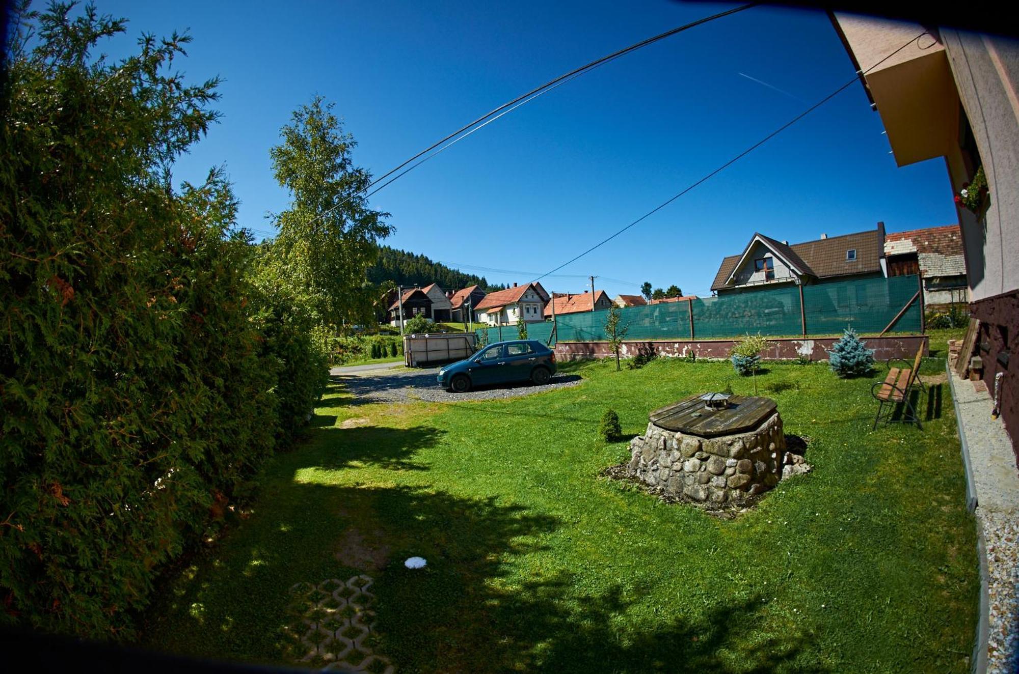 Vila Rhea Vazec Luaran gambar